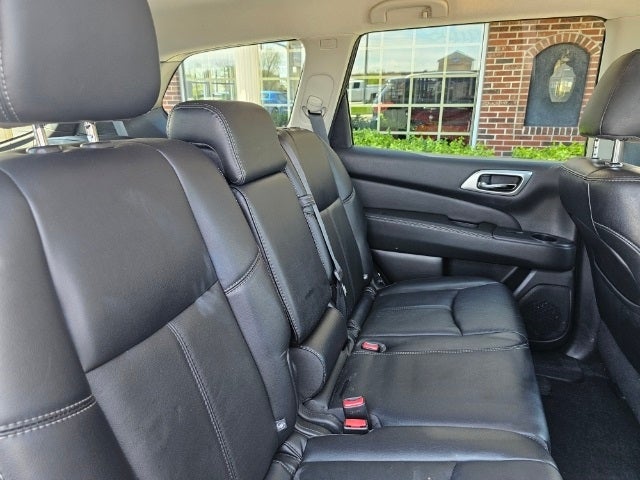 2019 Nissan Pathfinder SL 4X4